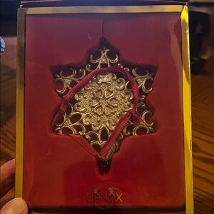 Y2K Lenox 2005 Silver Snowflake Ornament-EUC